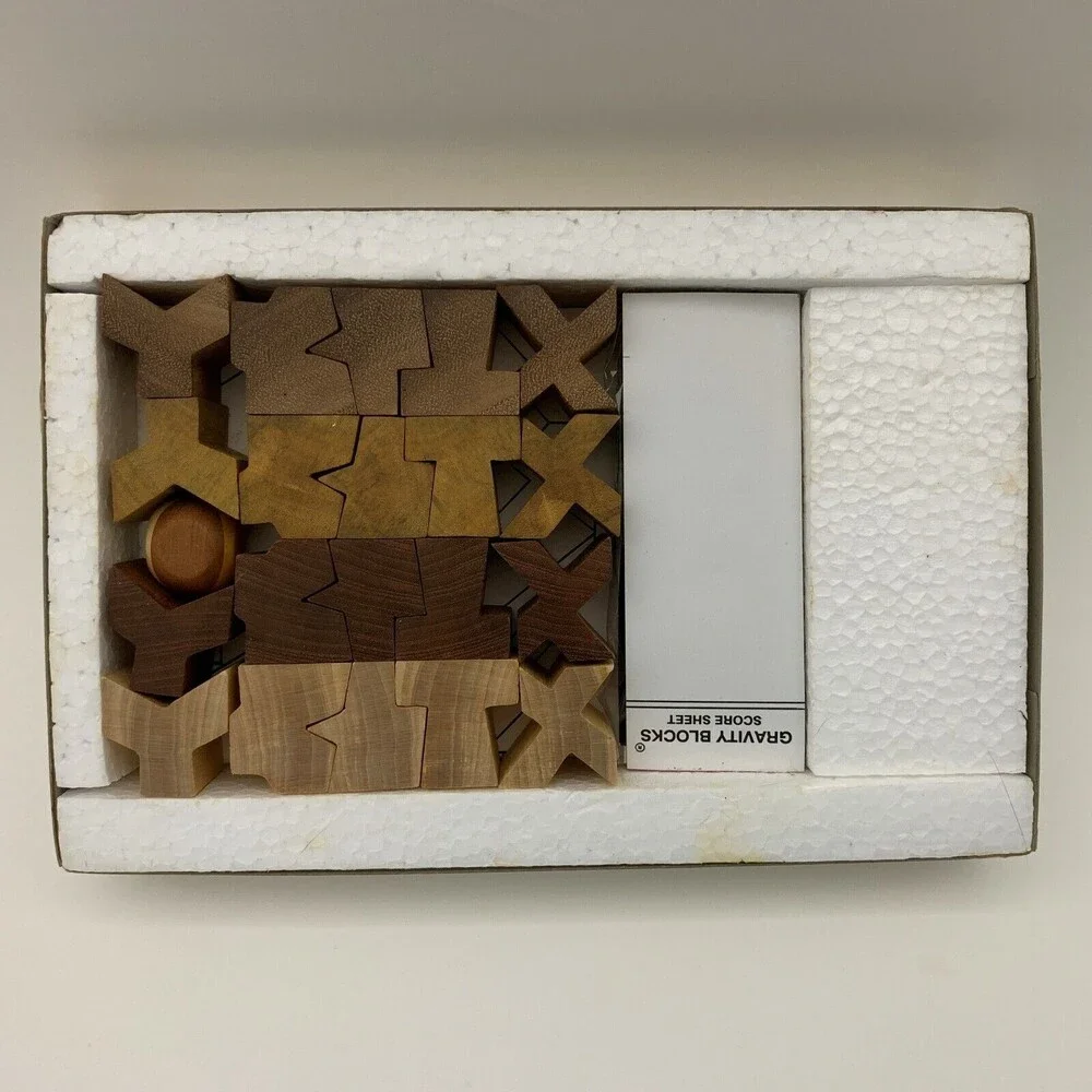 Vintage Gravity Blocks‎ Game 1997 Strategy Balance